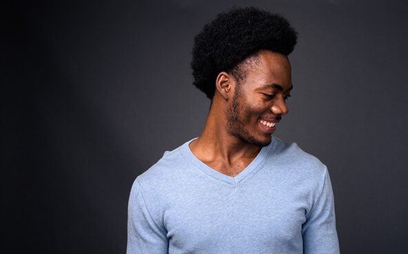 Como pentear o cabelo comprido dos homens